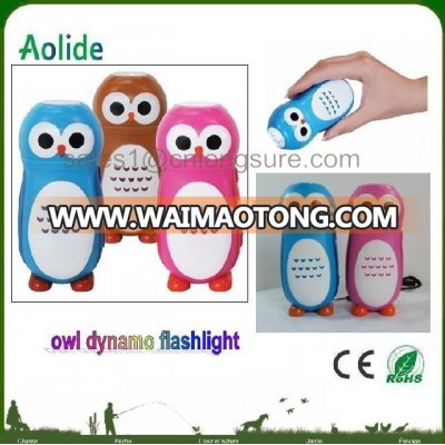 2014 best kid toy cute animal dynamo flashlight owl shape put in display box packing